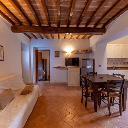 Apartment Vacanze Ranza, Casale Con Piscina E Relax *