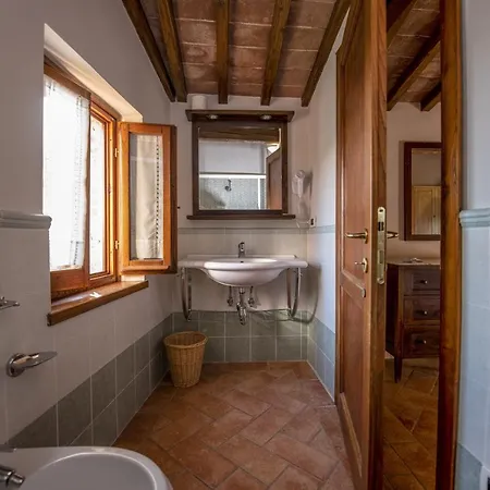 Vacanze Ranza, Casale Con Piscina E Relax Lejlighed