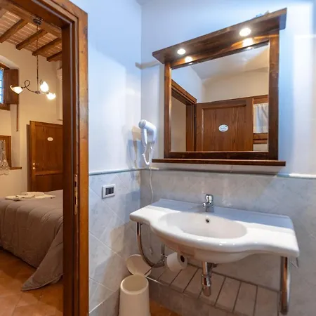 Vacanze Ranza, Casale Con Piscina E Relax *
