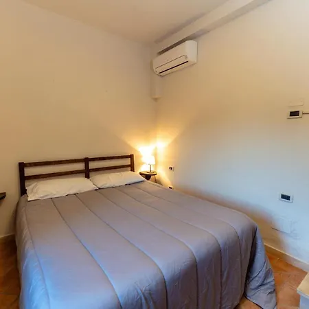 Vacanze Ranza, Casale Con Piscina E Relax Apartment *