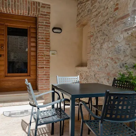 Vacanze Ranza, Casale Con Piscina E Relax