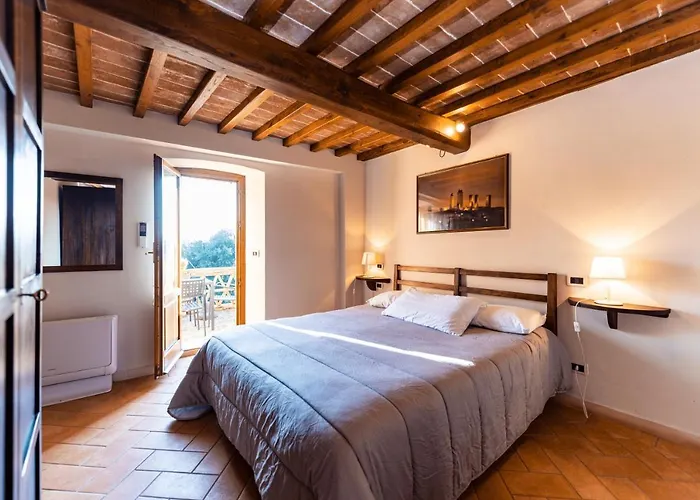 Apartment Vacanze Ranza, Casale Con Piscina E Relax *